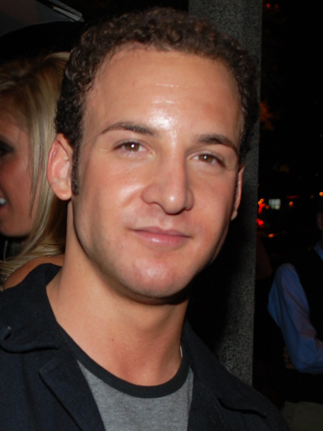 How tall is Ben Savage?